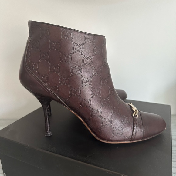 Gucci Margaux Guccissima Chocolate Ankle Booties Size 10. In Very Good Condition - Picture 3 of 12